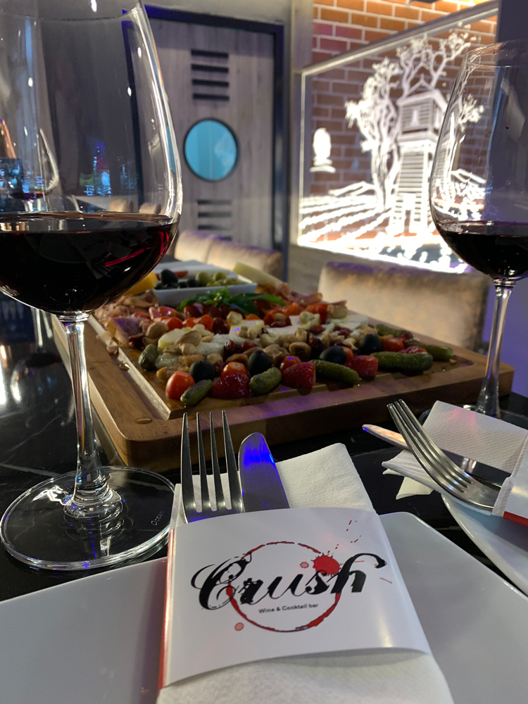 Crush Wine & Cocktail Lounge Pattaya Pattaya Trader